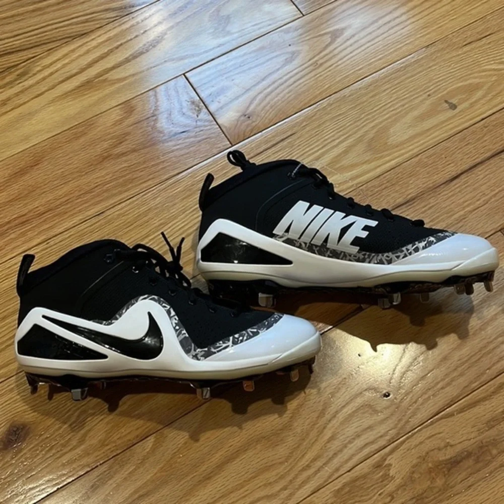 New in Box Nike Force Zoom Trout 4 Baseball cleats Sz 10 - Picture 7 of 10